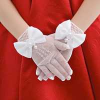 Białe rękawiczki komunijne nowe piękne!