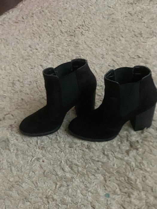 Ботінки (осінь,весна) 37р.