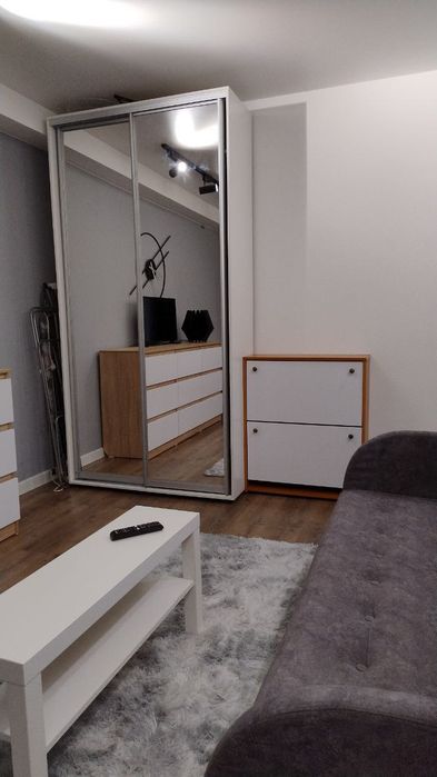 Здам 1 к квартиру Дарницька площа,Лівий берег,метро Дарниця