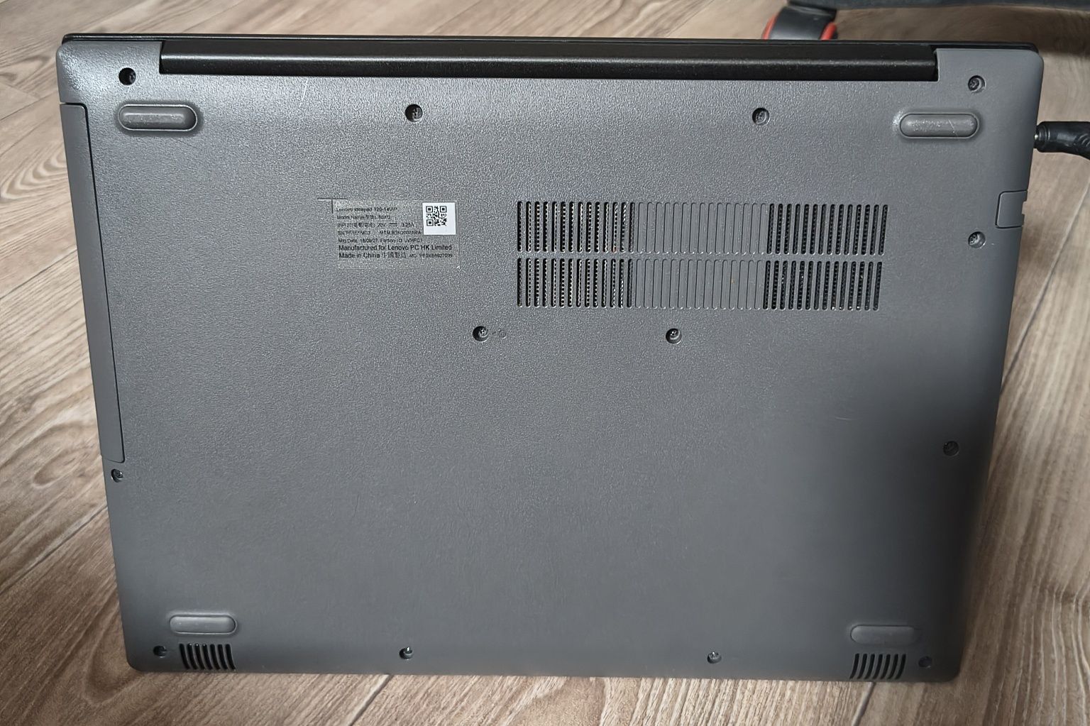 Ноутбук Lenovo IdeaPad 320-14IAP (80XQ007ARA)
