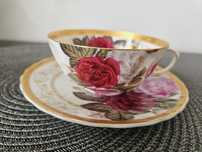 Porcelanowa filiżanka w róże Affek design