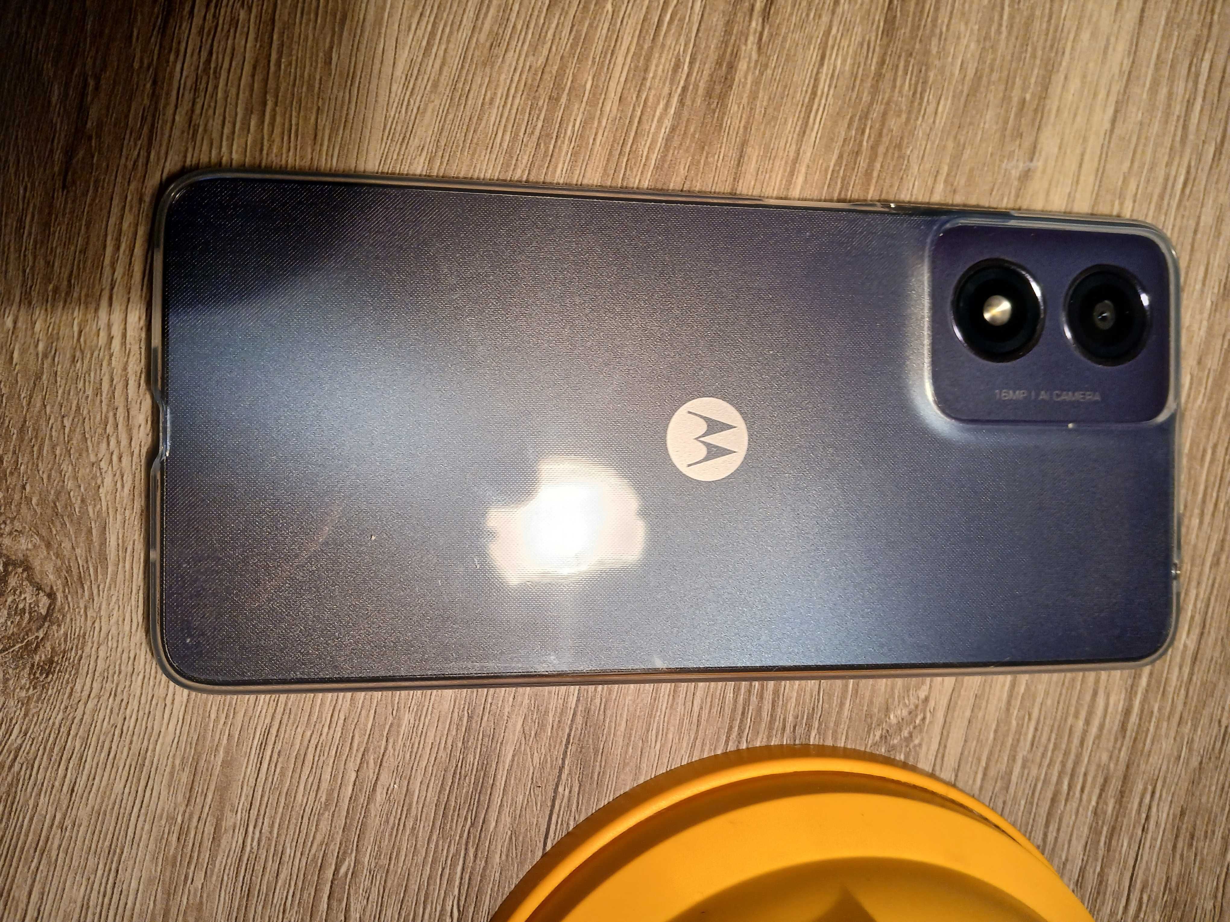 telefon Motorola g04