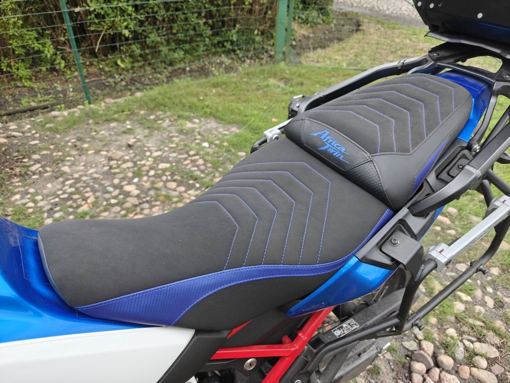 Honda CRF1100L Africa Twin 2023, Polski salon