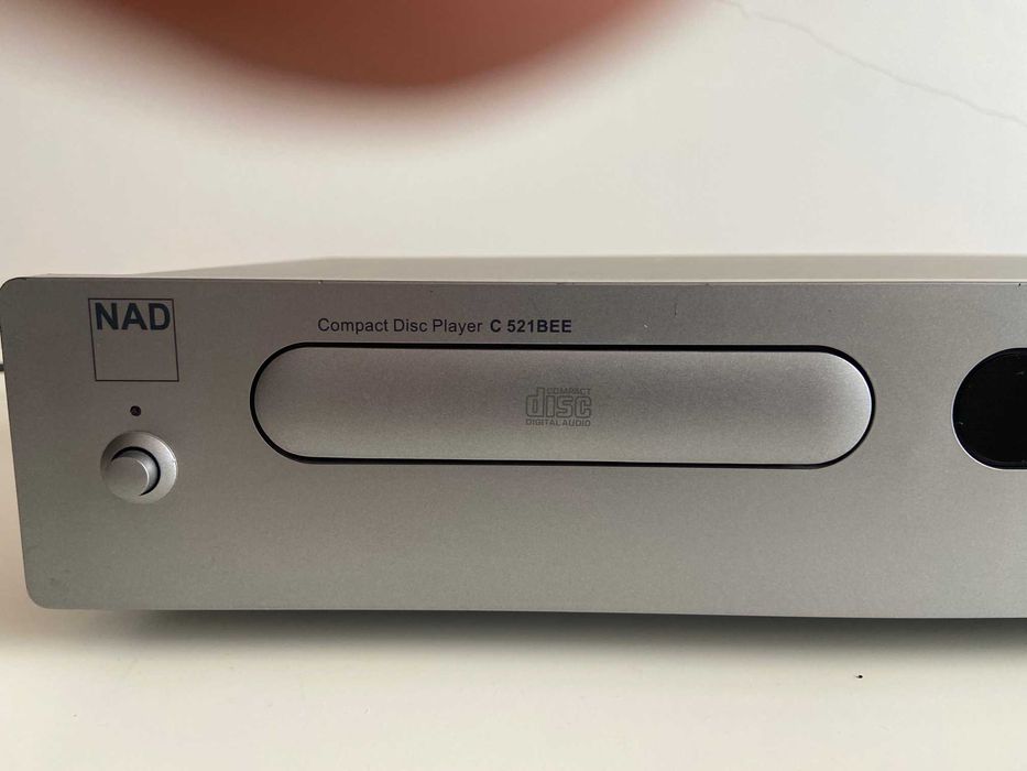 Leitor CD marca NAD