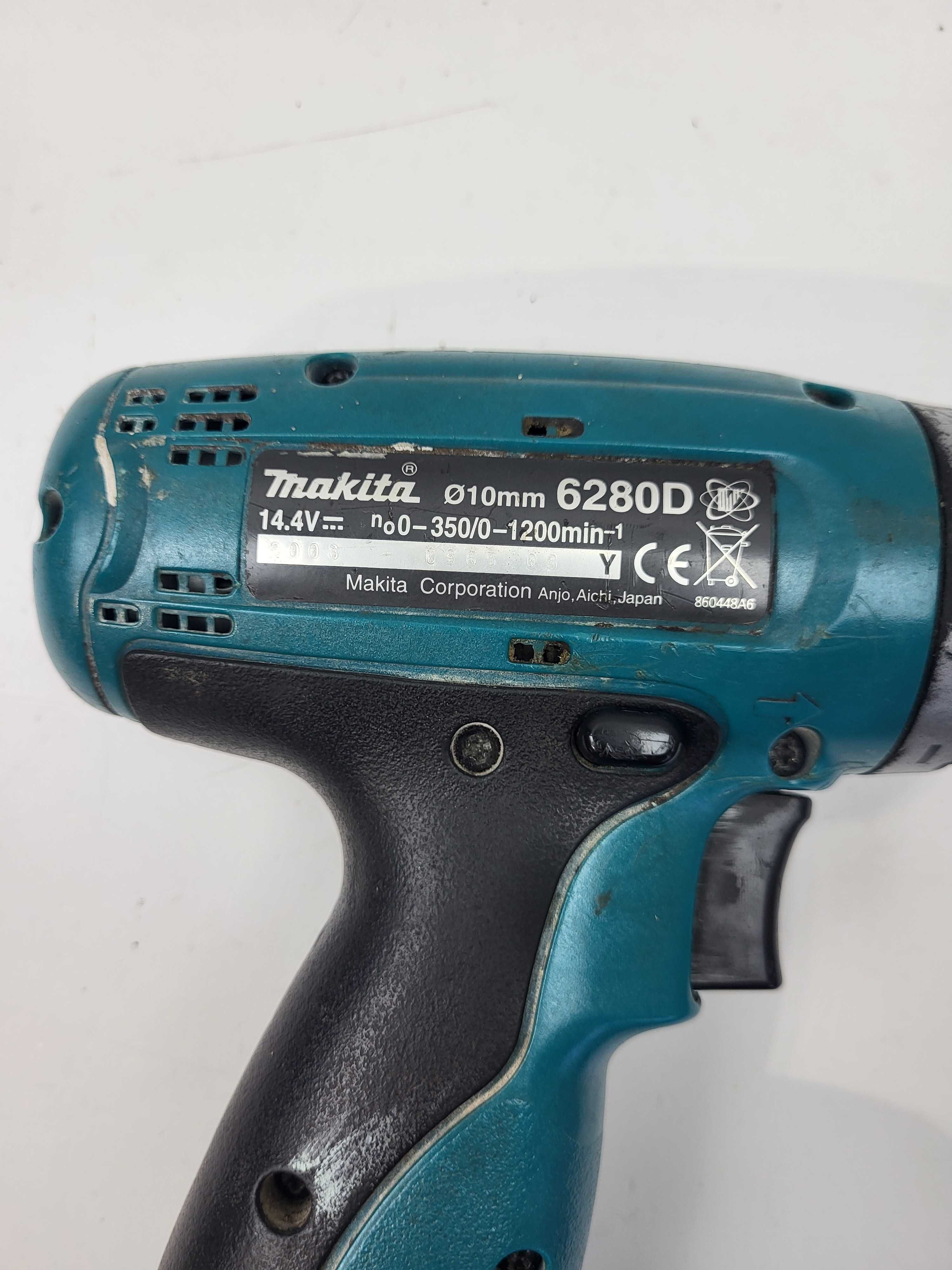 Wiertarko wkrętarka Makita 6280d z bateria, ładowarką i futerałem