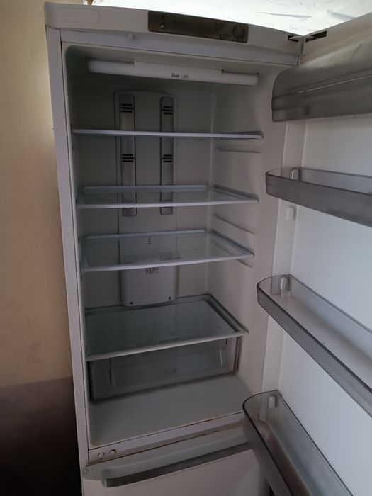 Холодильник  б. У.