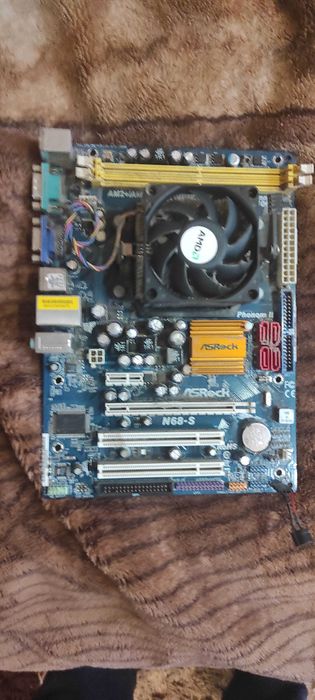 Материнская плата