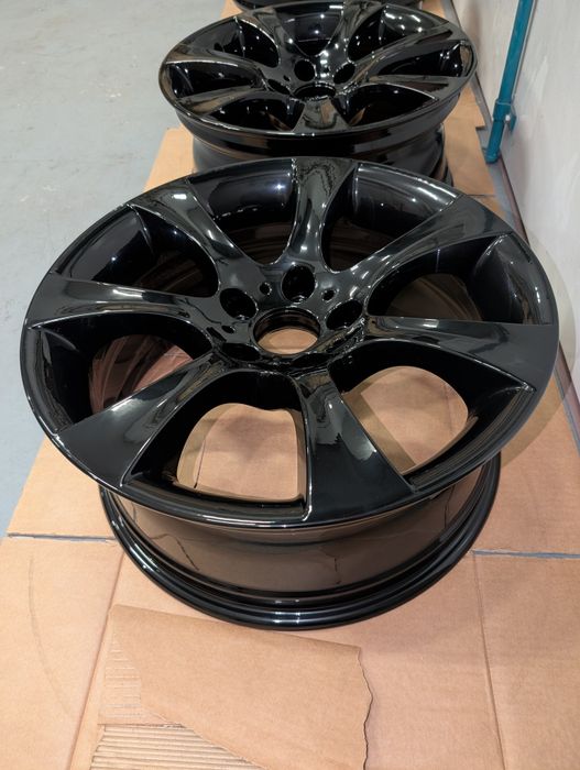 Легкосплавні диски R-18 5/120 BMW орегінал чорний суперглянець