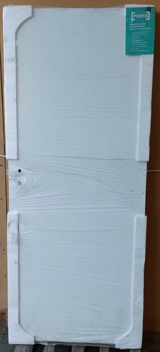 Drzwi wewnętrzne PORTA Vector T prawe 80 białe przylgowe płyta otwor.