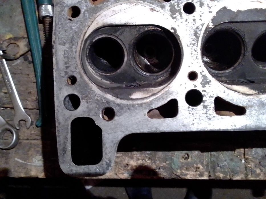 Головка блока цилиндров Ваз 21011