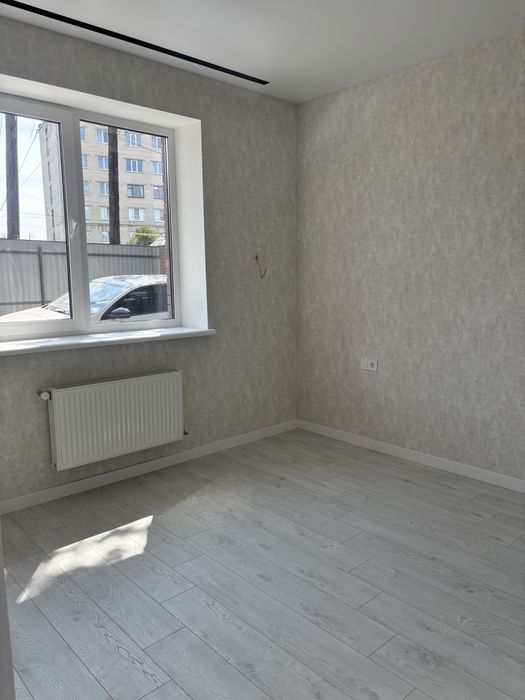 Сучасний квадродуплекс з ремонтом та централізованими комунікаціями