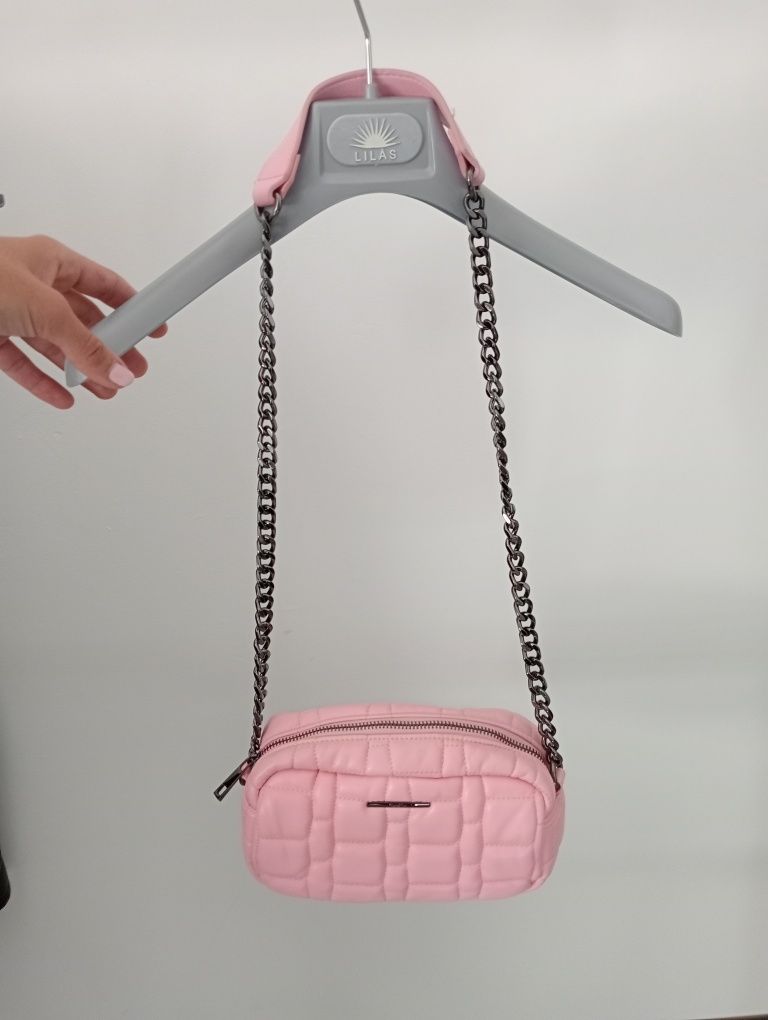 Mala pequena Bershka rosa