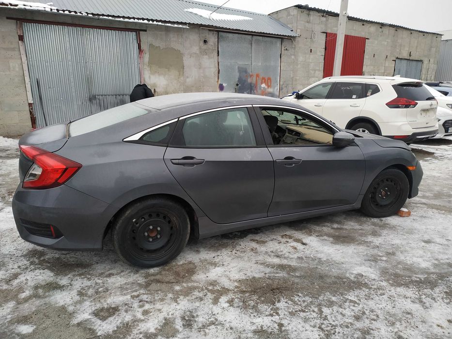 Honda Civic X 2016-2021 розборка запчастини шрот