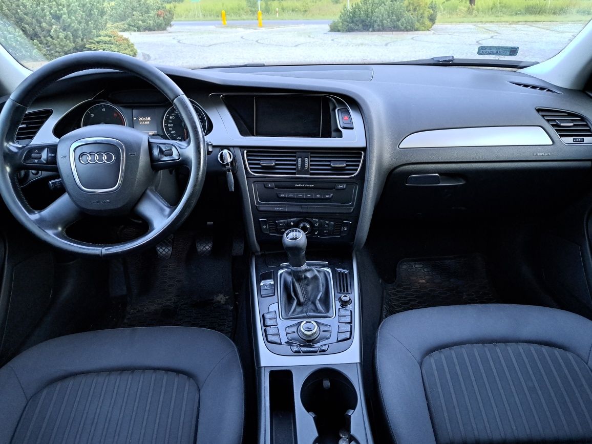 Audi A4 B8 2.0 TDI 2008r Prywatne