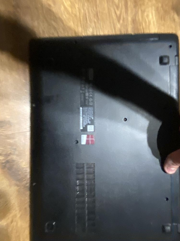 Nowa, nizsza cena - Laptop 15’4 cala Lenovo