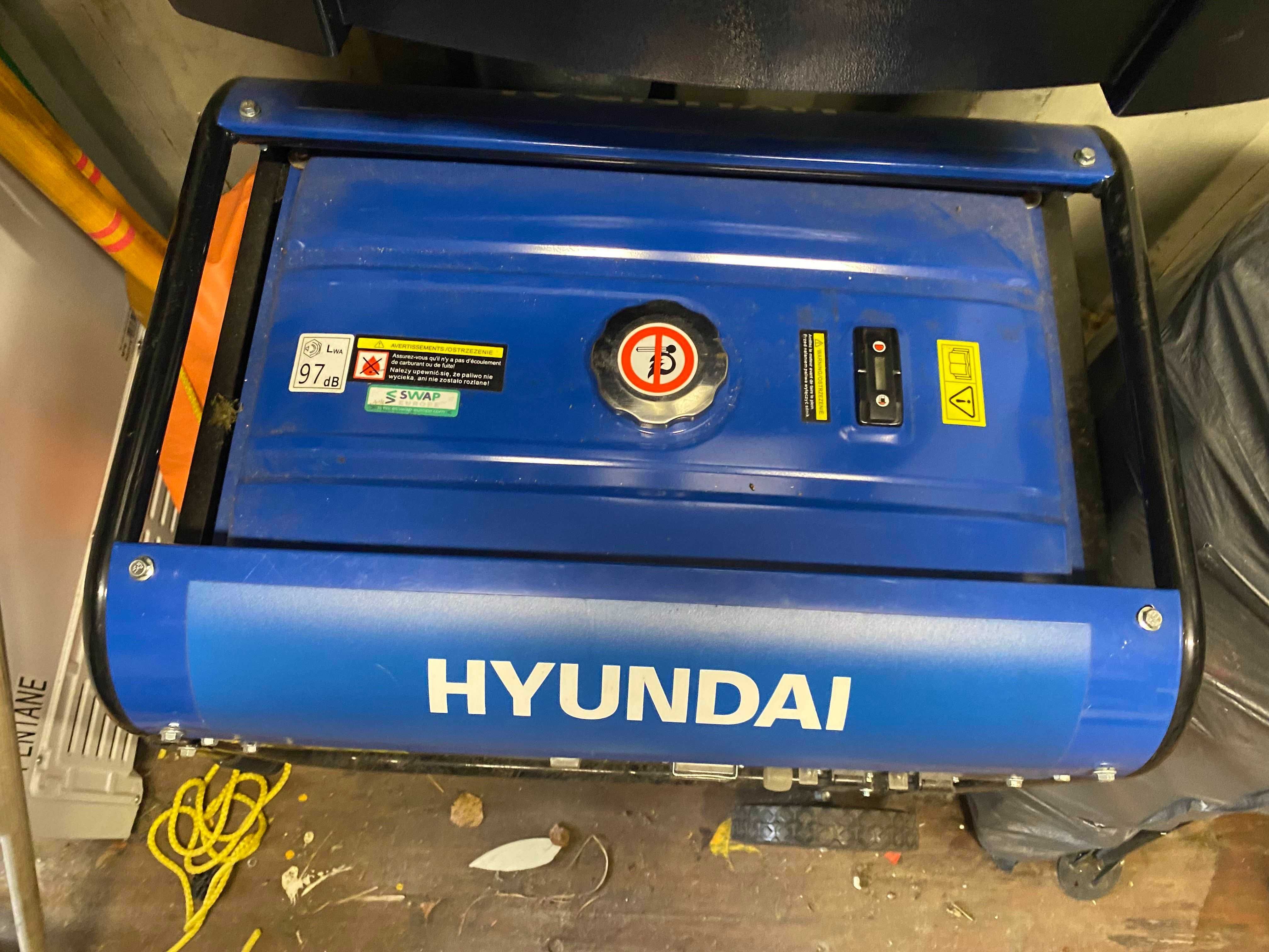 Hyundai HG4000-A generator prądotwórczy