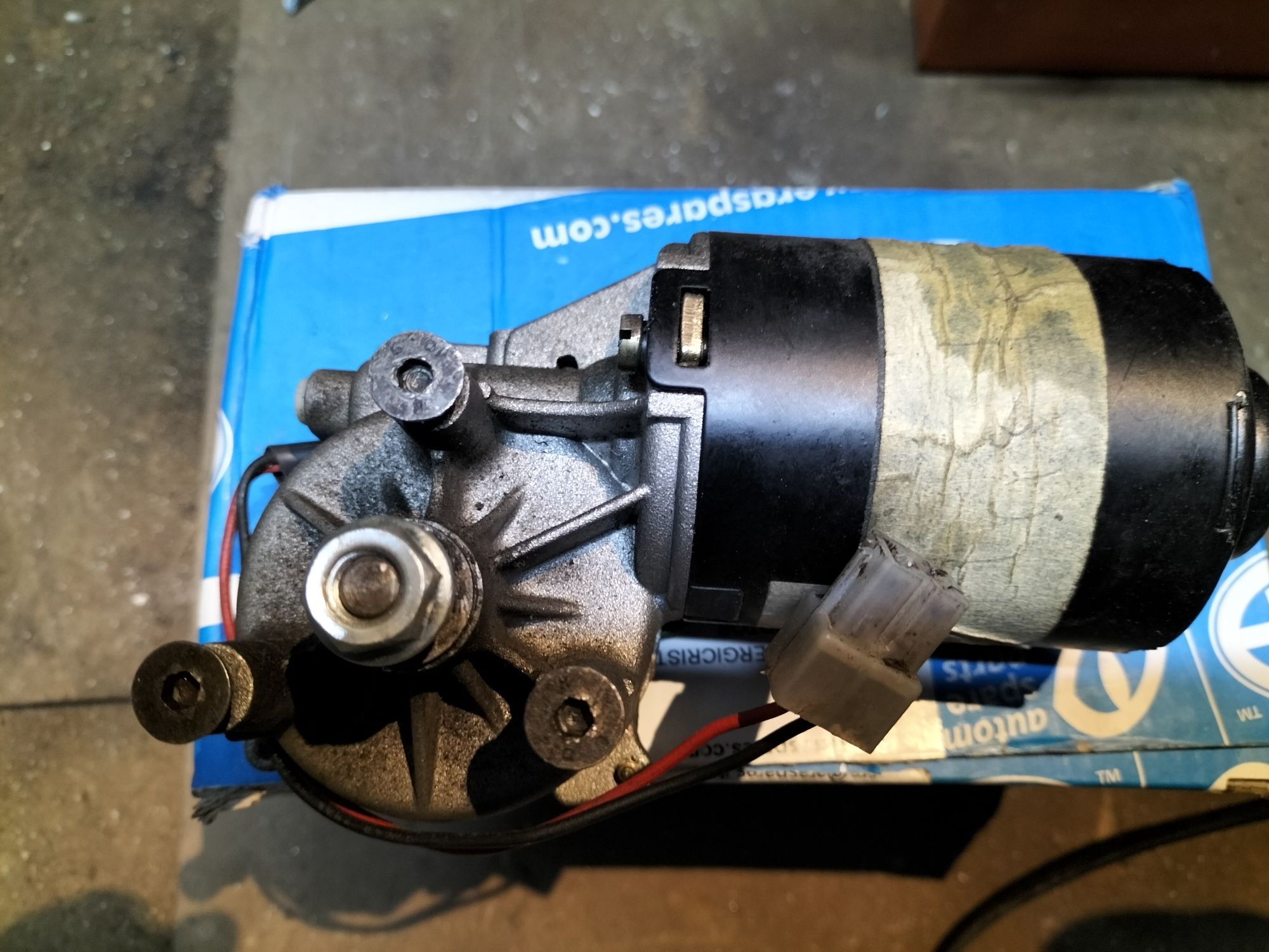 Vendo motor de 12v