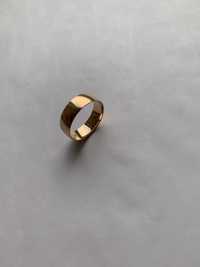 Кольцо золотое обручальное 585 пр