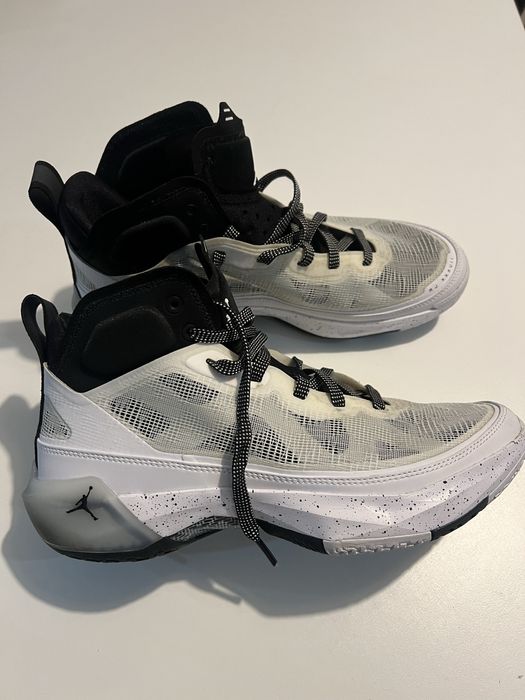Nike air jordan 37 tamanho 42
