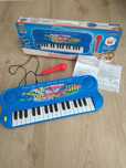 Elektroniczny keyboard z mikrofonem Lexibook