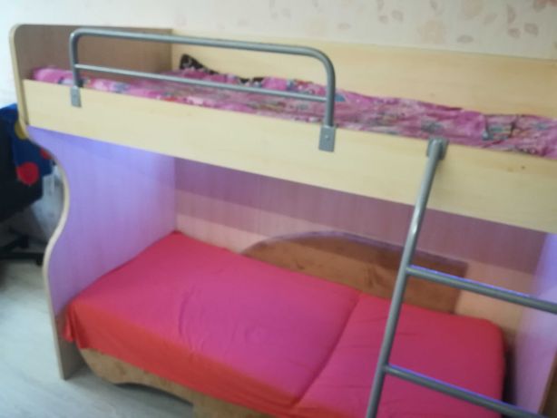 Продам детскую 2х этажную кровать с LED-подсветкой (Австрия)