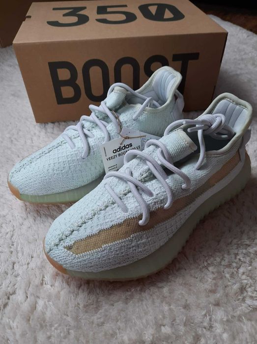 Adidas Yeezy Boost 350 V2