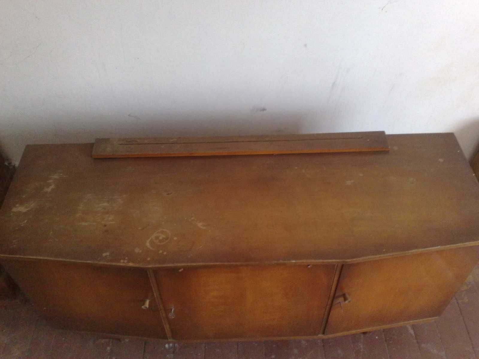 Komoda z okresu PRL - stan bardzo dobry (185x62x95cm)