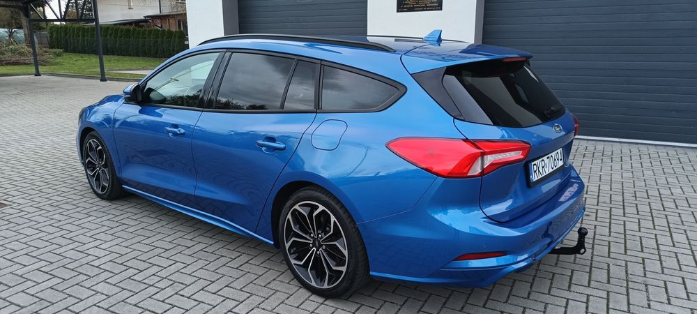 Sprzedam ślicznego Forda Focusa ST Line Business 1.5 diesel jak nowy