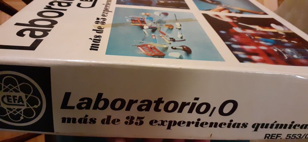 Jogo antigo.  Laboratório