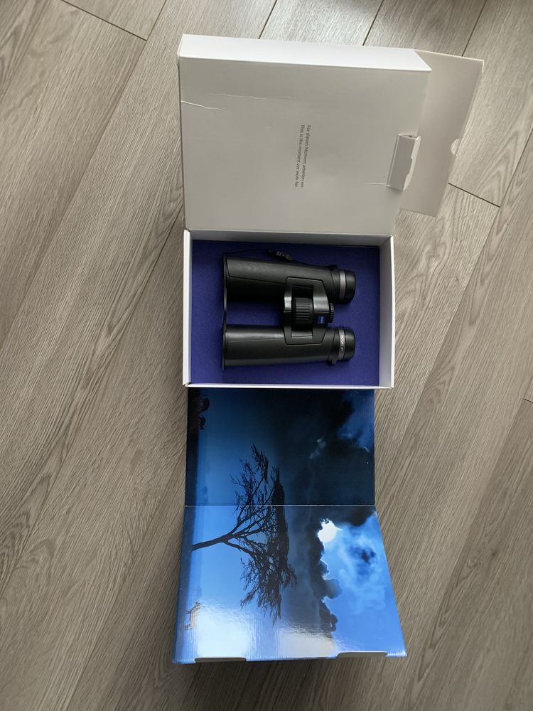 Бинокль Carl Zeiss Victory 10x42 HT