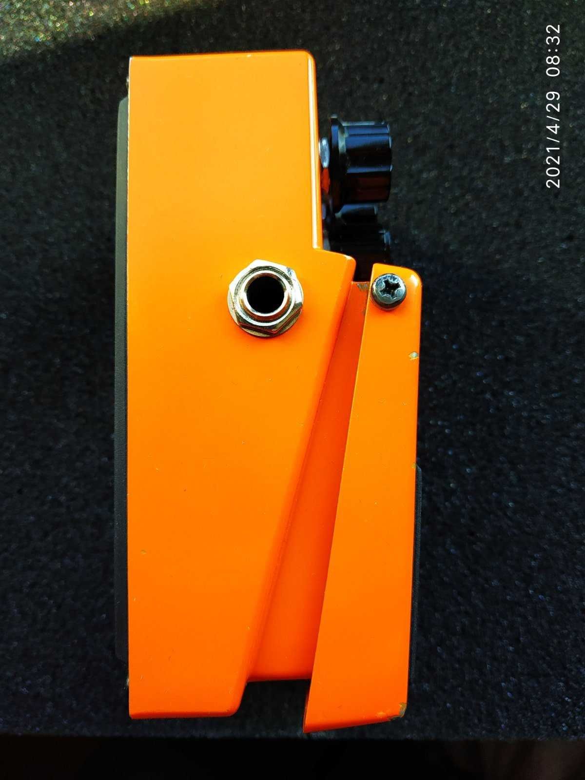 BOSS DS-1 "orang"