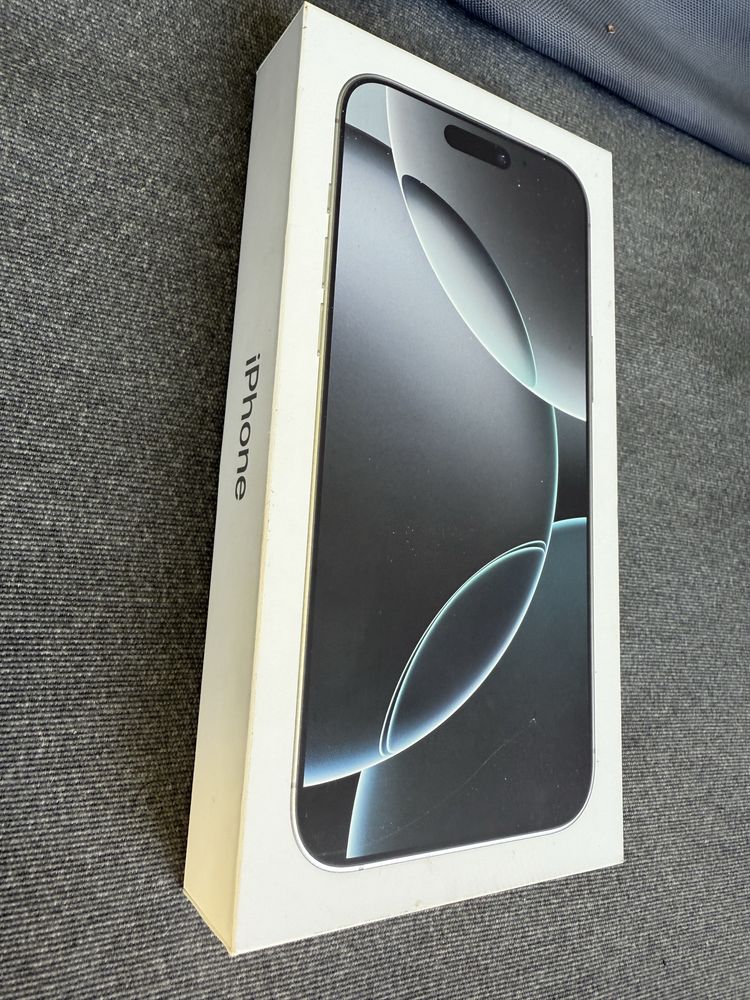 iPhone 16 Pro Max White Titanium