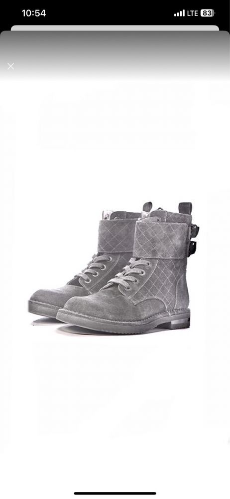 Chanel calfskin quilted combat suede grey boots оригінальні ботильйони