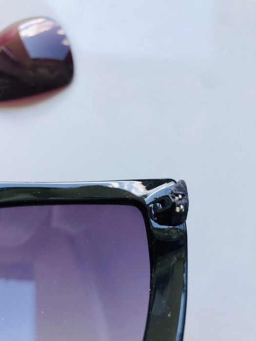 Окуляри сонцезахисні Gucci під ремонт.