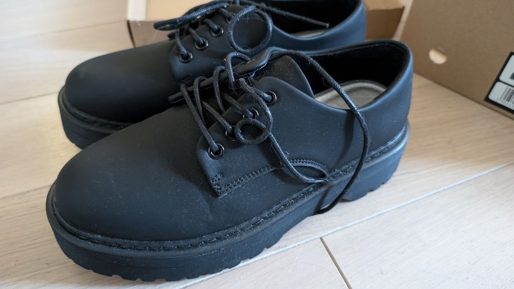 Черевики лофери Cropp 40 розмір