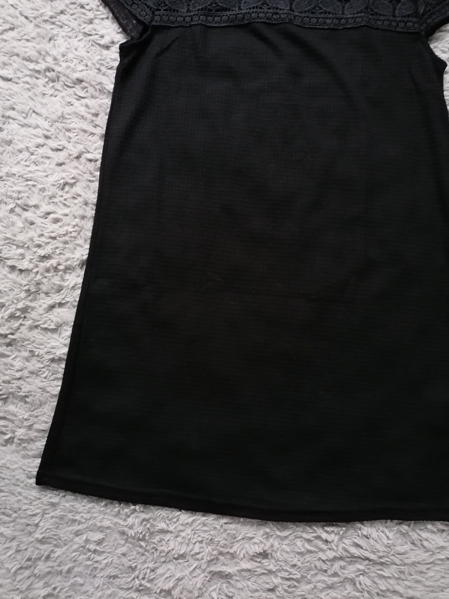 Czarna sukienka z koronką haftem 36 S