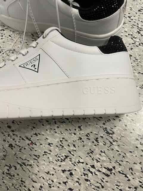 Guess - burty damskie z USA, 38.