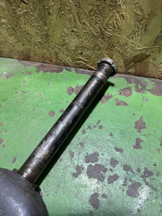 Widelec przedni Shl M17 Gazela