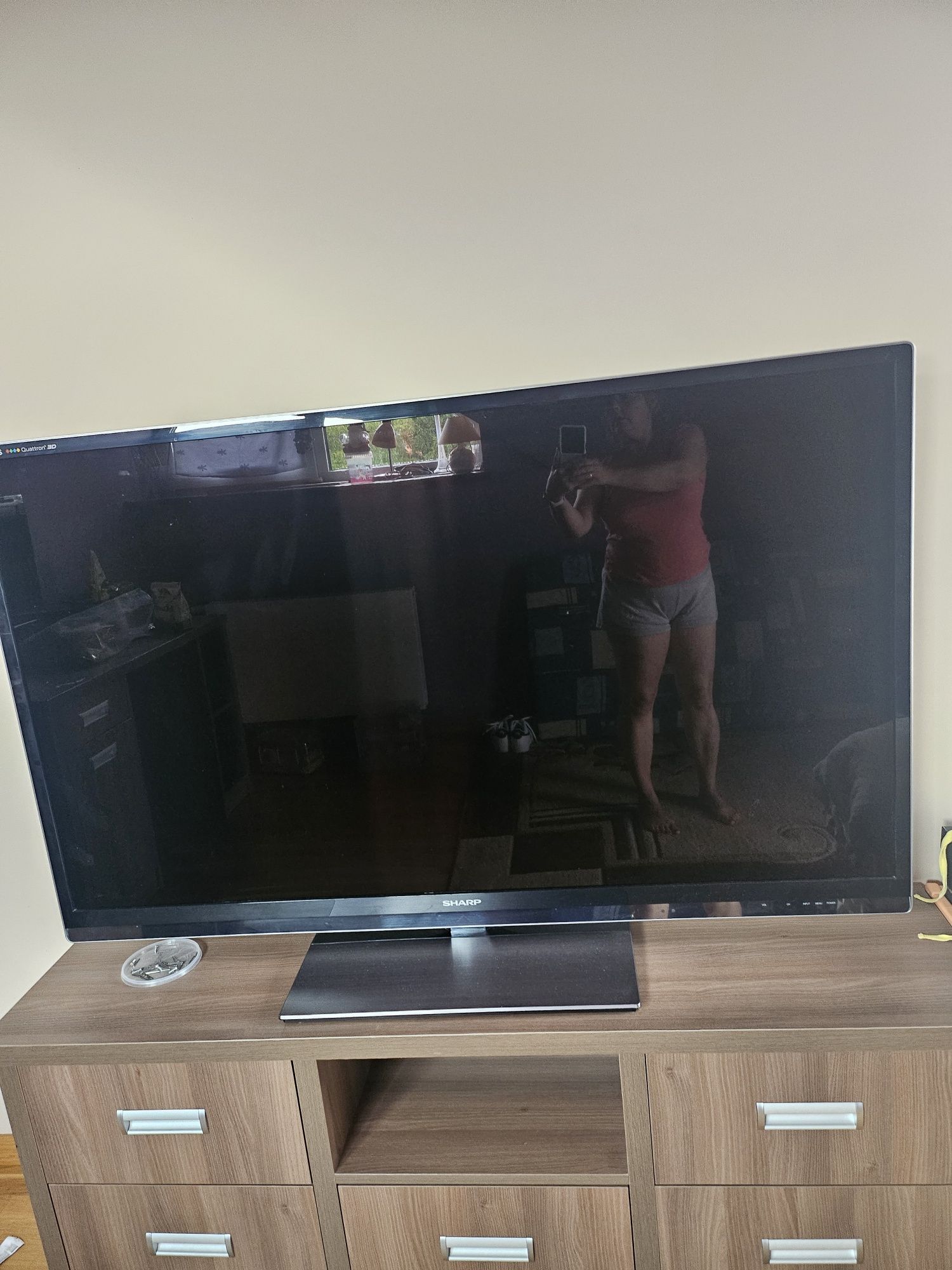 Telewizor 62' Sharp