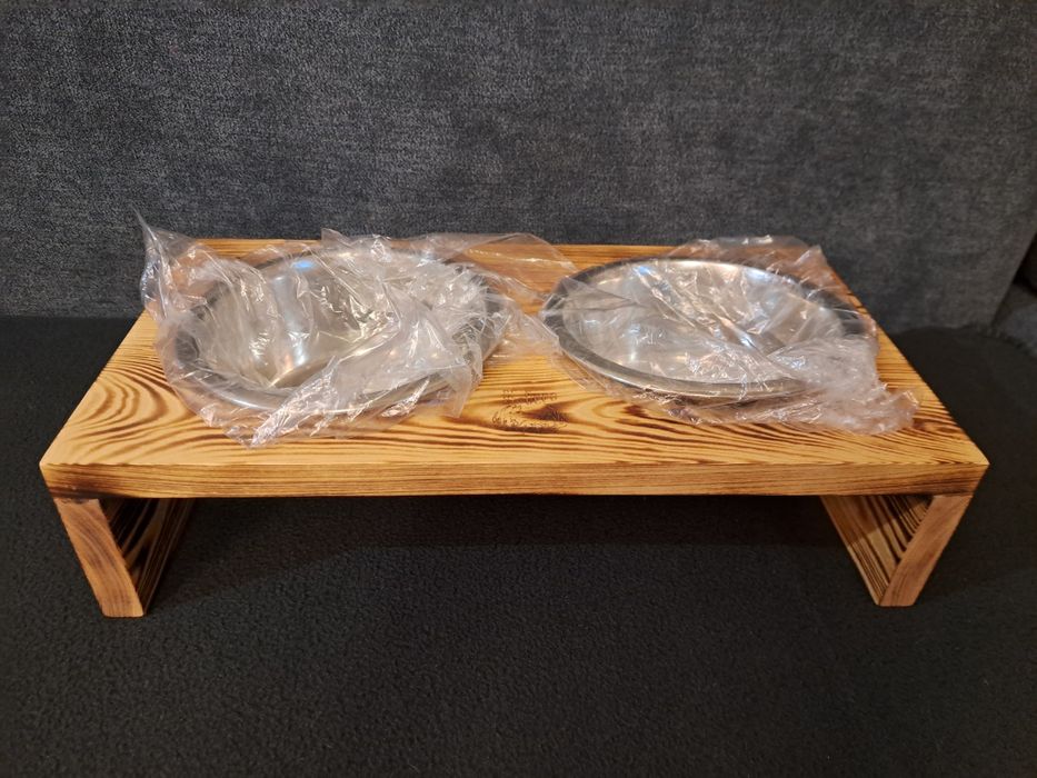 Nowy bufet dla psa + 2 miski 0,9L