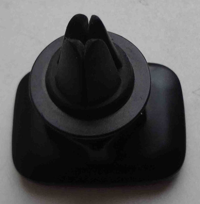 Держатель телефона в автомобиль Intaleo