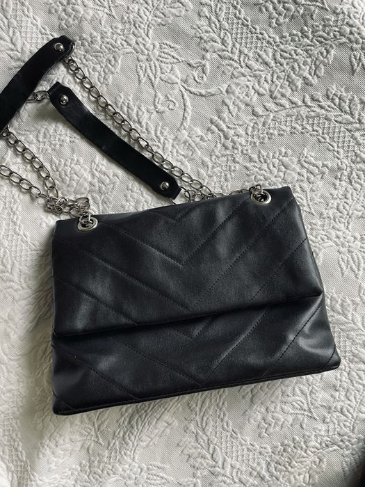 Сумка жіноча сумочка через плече чорна в стилі шанель