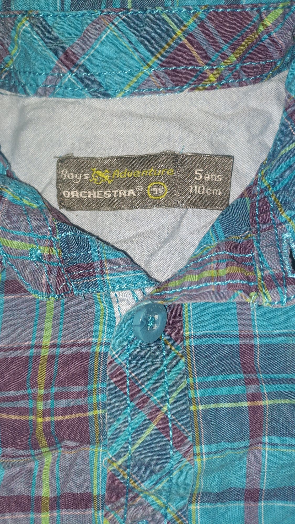 Vendo camisas de criança
