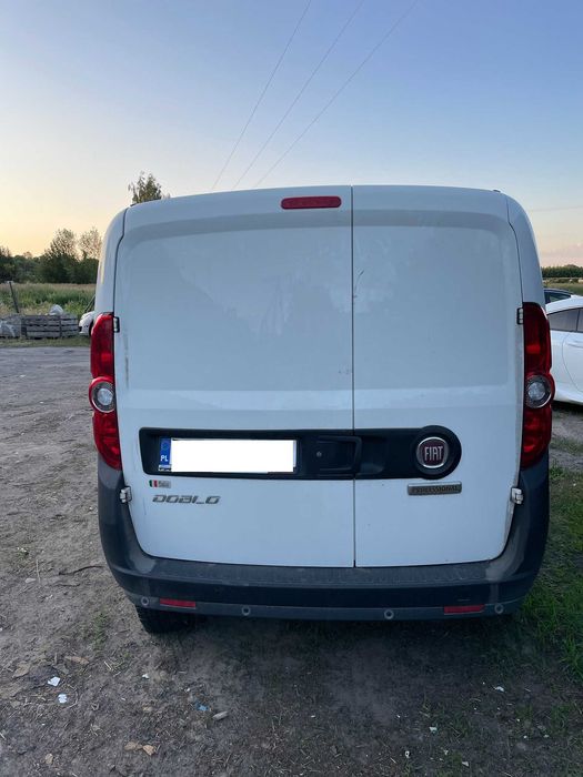 Fiat Doblo II Lift 1.6 diesel 105 KM 249,2020R na części