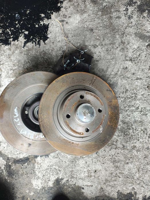 Renault Scenic II tylne tarcze hamulcowe klocki