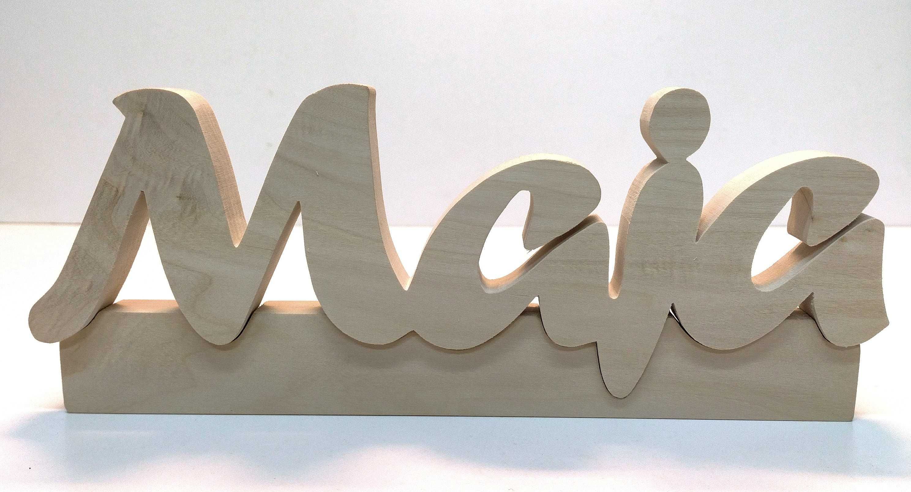 Maja Imię dziecka Napis z drewna 30cm litera 3D