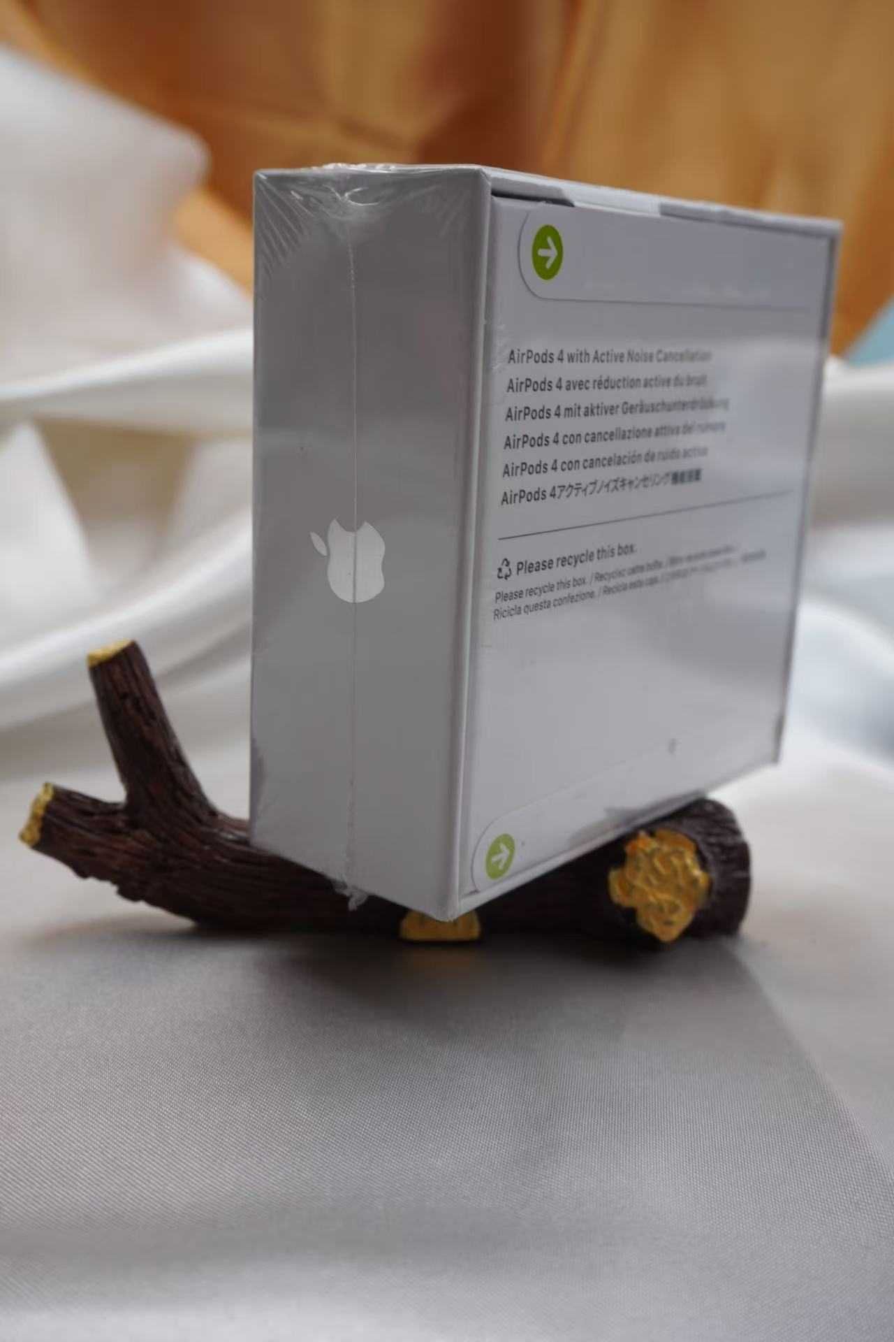 AirPods 4 • NOWE Słuchawki AirPods do iPhone i iPad