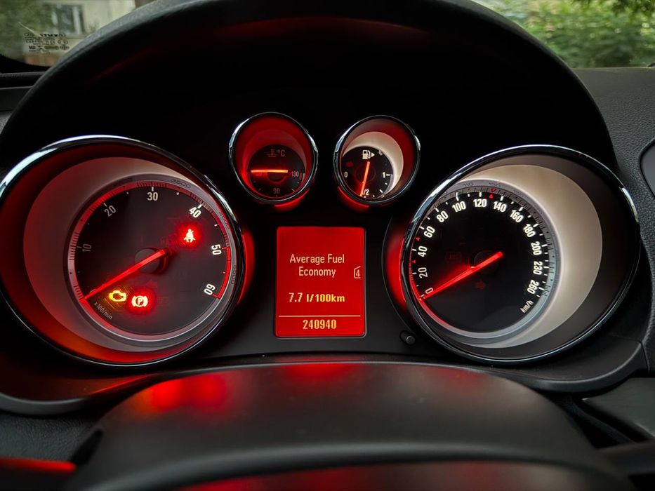 Opel insignia 20009