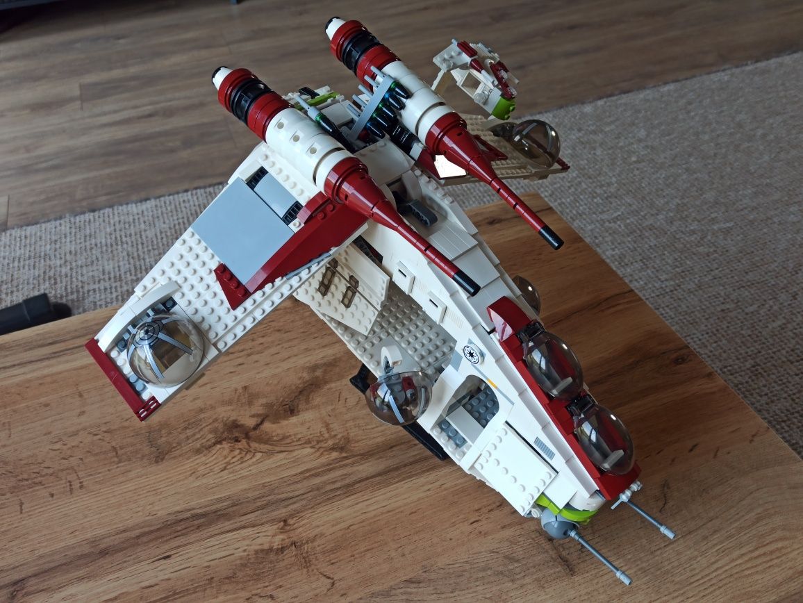 LEGO 75021 Star Wars Republic Gunship Kanonierka