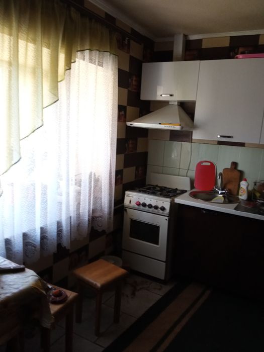 Продам будинок, з велик,учасником,,ціна дог